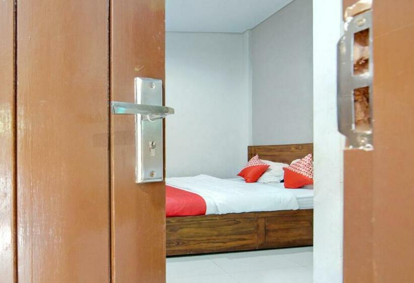 ホテル Wisma Cemara  Pekanbaru