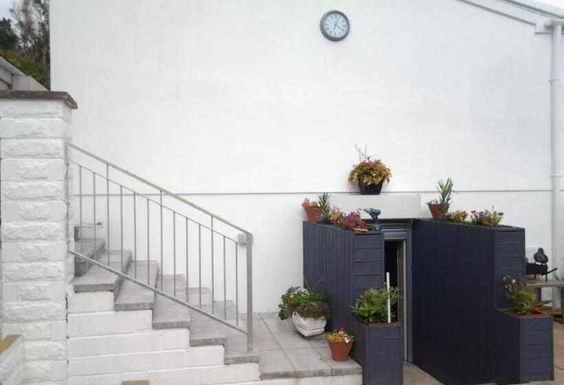 מוטל Lady Charlotte Guest Rooms Triple Rooms