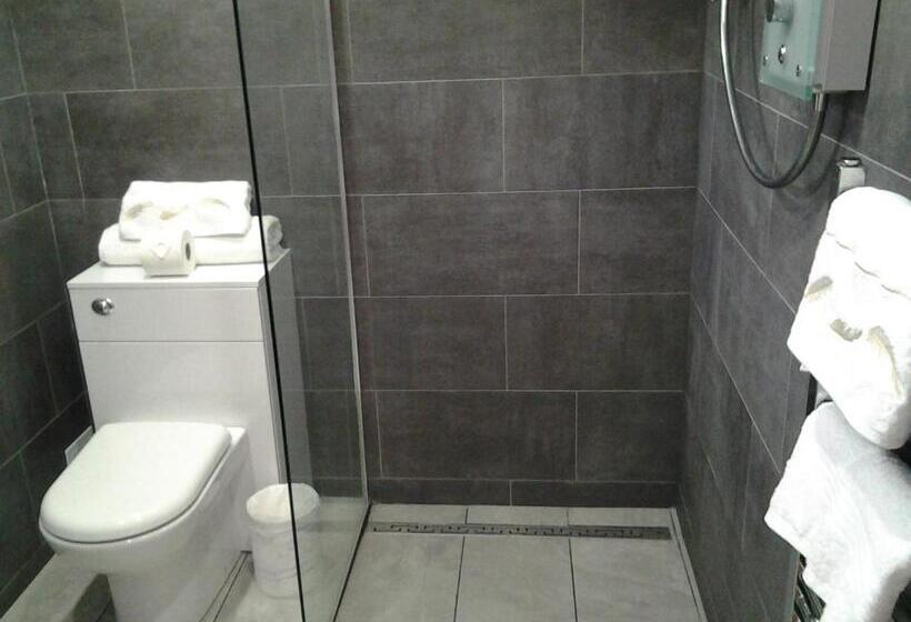 מוטל Lady Charlotte Guest Rooms Triple Rooms