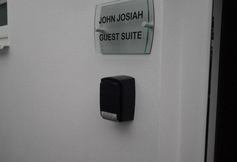 מוטל Lady Charlotte Guest Rooms Triple Rooms