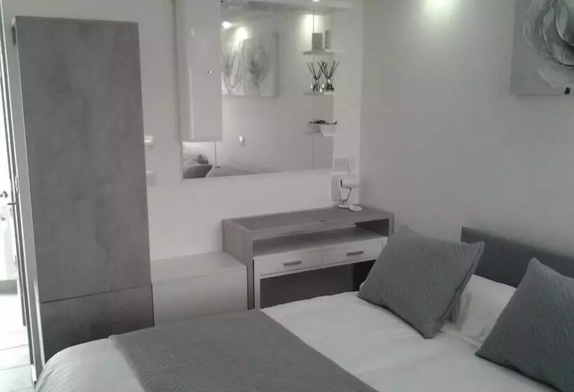 Motelli Lady Charlotte Guest Rooms Triple Rooms