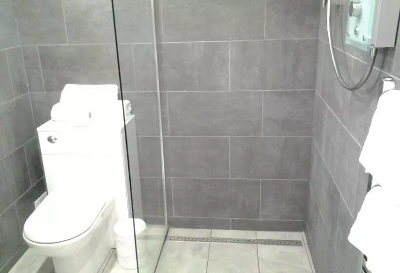 Motelli Lady Charlotte Guest Rooms Triple Rooms