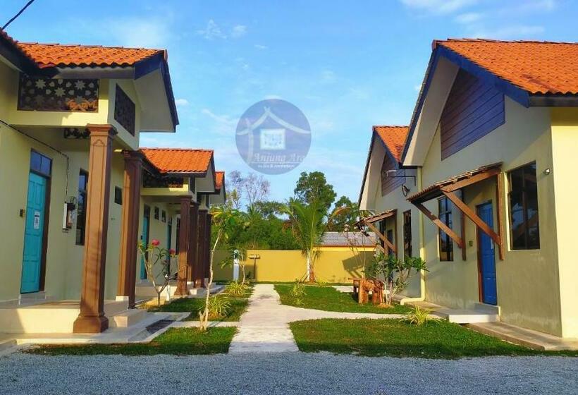 پانسیون Anjung Ara Suites And Roomstays
