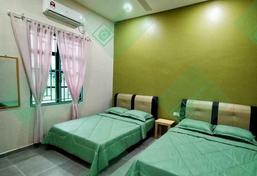 پانسیون Anjung Ara Suites And Roomstays