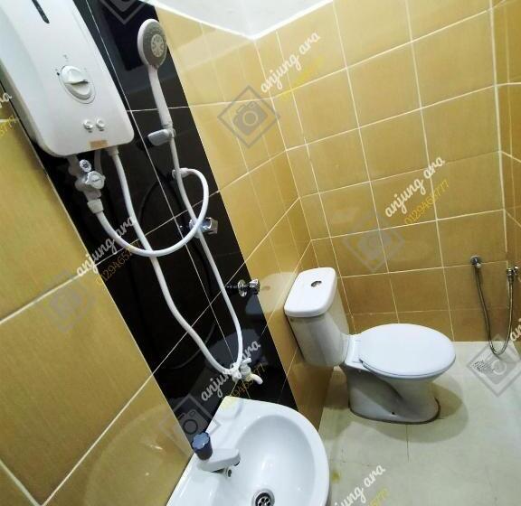 پانسیون Anjung Ara Suites And Roomstays