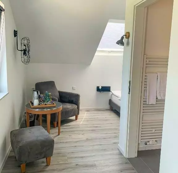 Majatalo Prima Inn Unterkunft Direkt über Der Bar Am Minimax