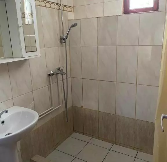 پانسیون Sziklakert   életöröm Vendégház