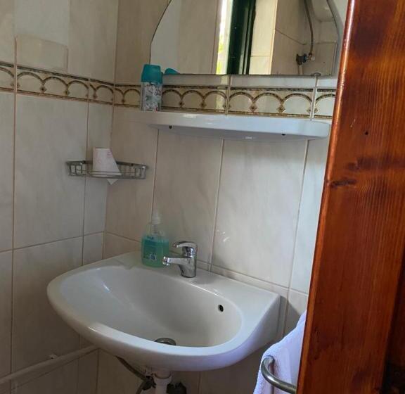 پانسیون Sziklakert életöröm Vendégház