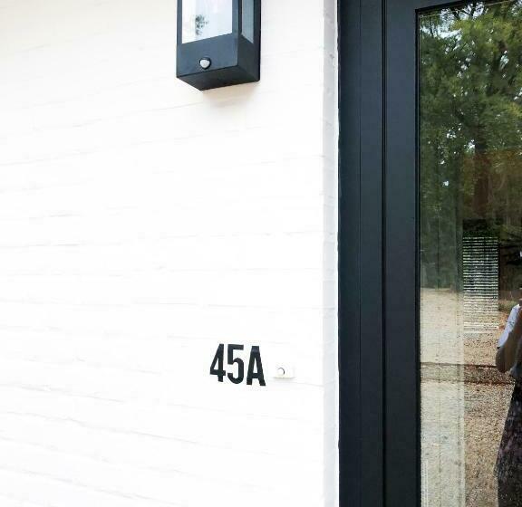 פנסיון The Oak