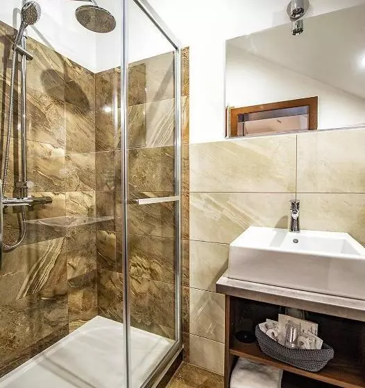 Majatalo Villa Zachar