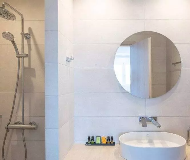 酒店 Almiriki Chios Rooms & Apartments