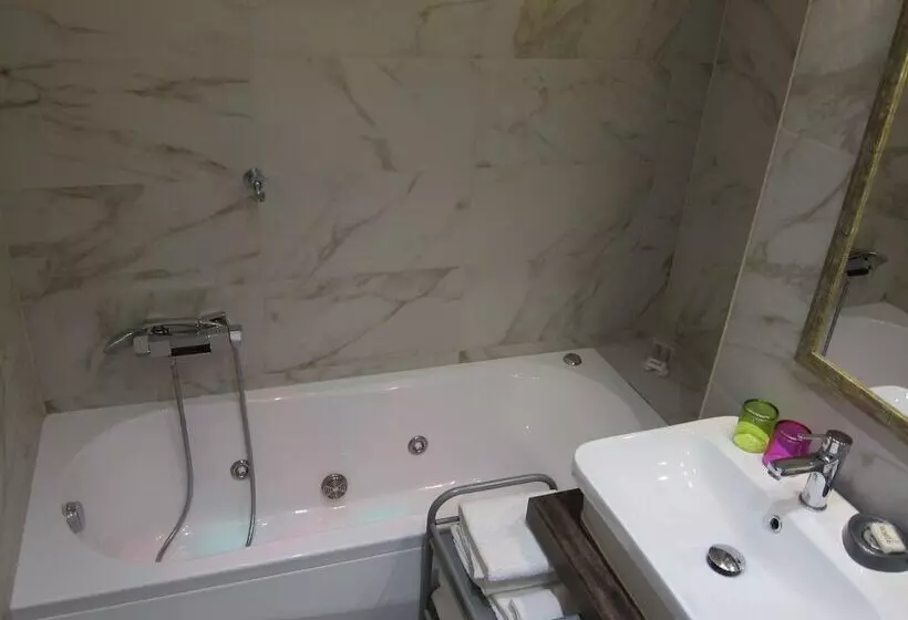 צימר Vivilo Collection Collina 24 Suites Close To Via Veneto