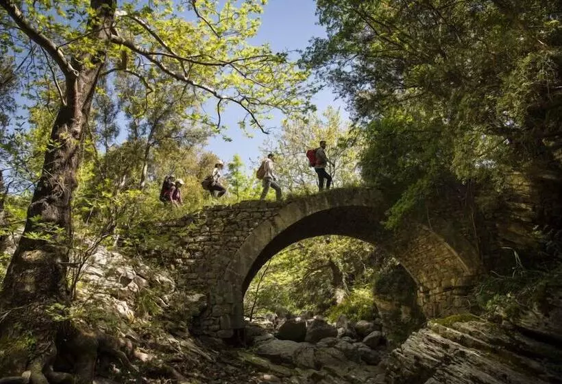 בית מלון כפרי Abeliona Retreat