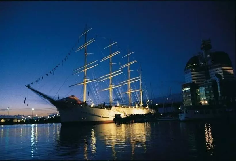 هتل Barken Viking