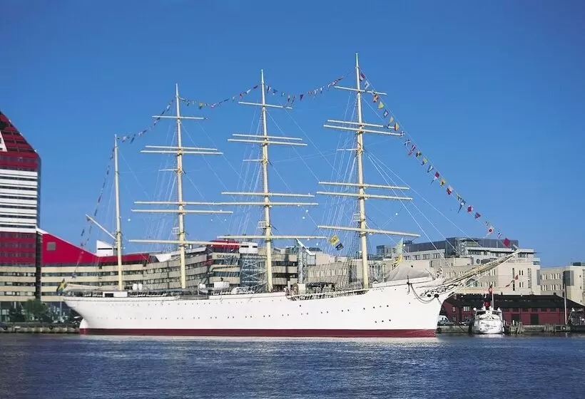 هتل Barken Viking