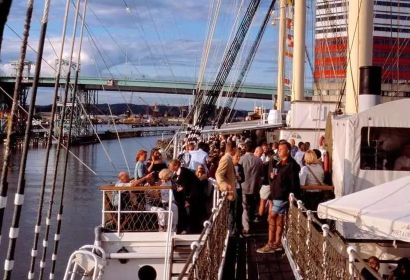 هتل Barken Viking