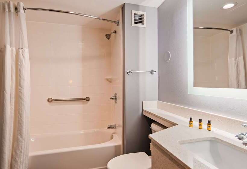 هتل Best Western Plus Fairfield