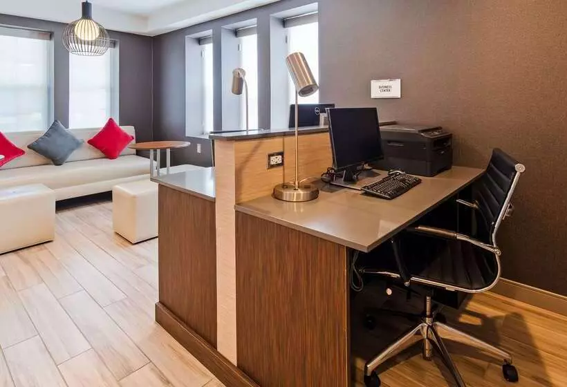 فندق Best Western Plus Fairfield