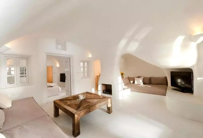 Hotel Kapari Natural Resort