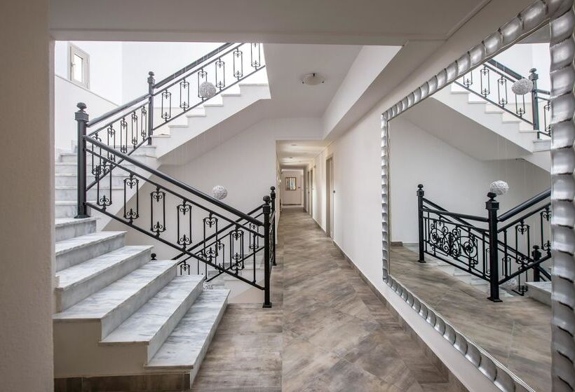 هتل Matheo Villas & Suites