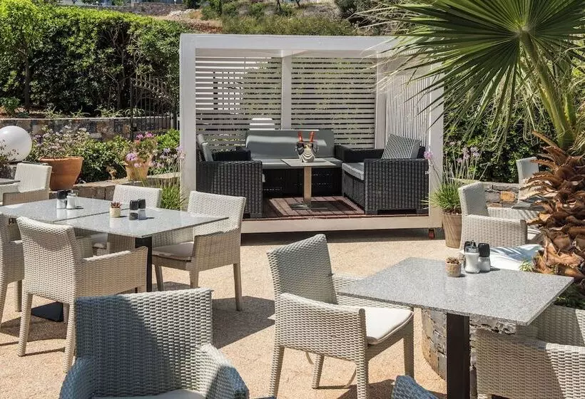 Hotel Matheo Villas & Suites