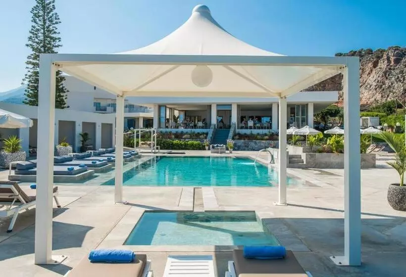 Hotel Matheo Villas & Suites