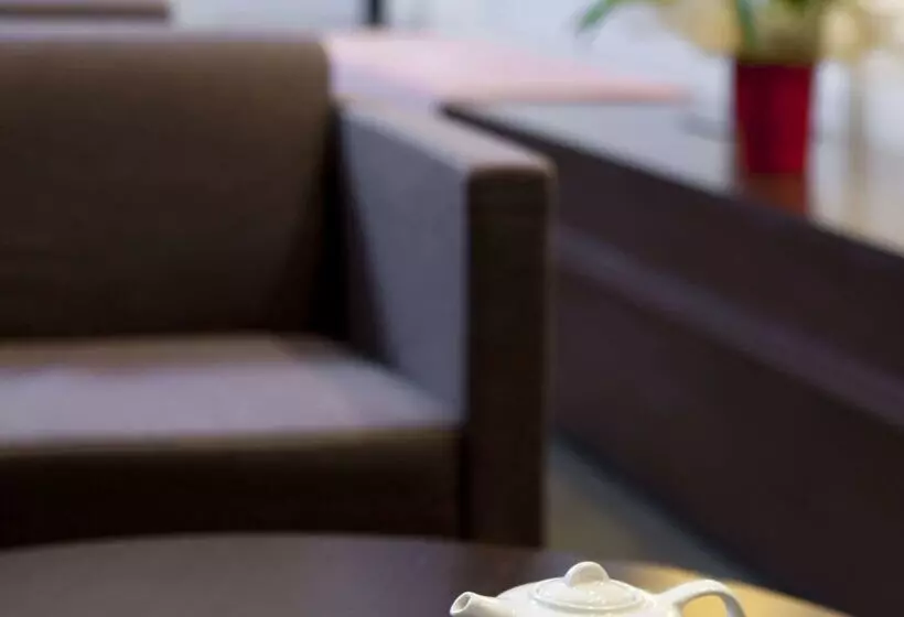 Отель NH Barcelona Diagonal Center