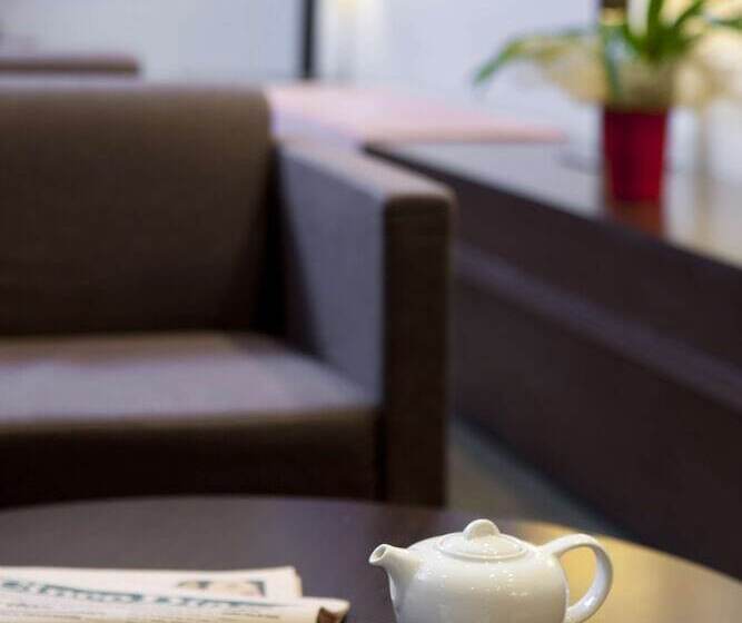 هتل NH Barcelona Diagonal Center