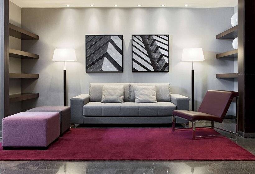 هتل NH Barcelona Diagonal Center