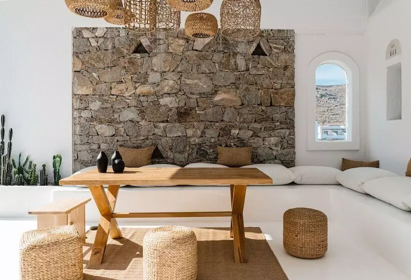 هتل Penelope Village