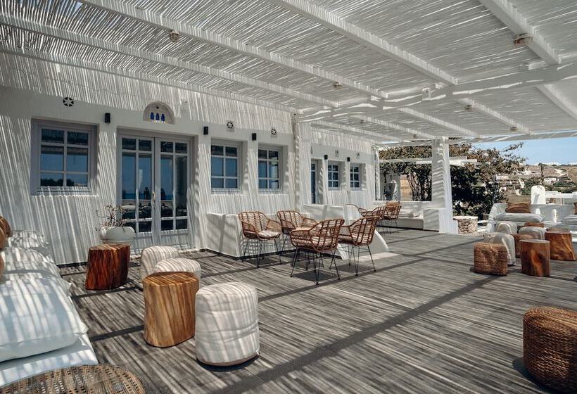 هتل Penelope Village