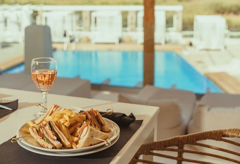 هتل Penelope Village