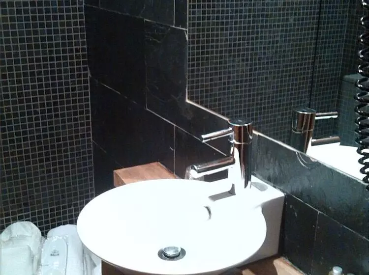 Отель Villadesella