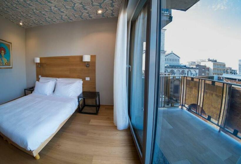 تختخواب و صبحانه Gaya Resort