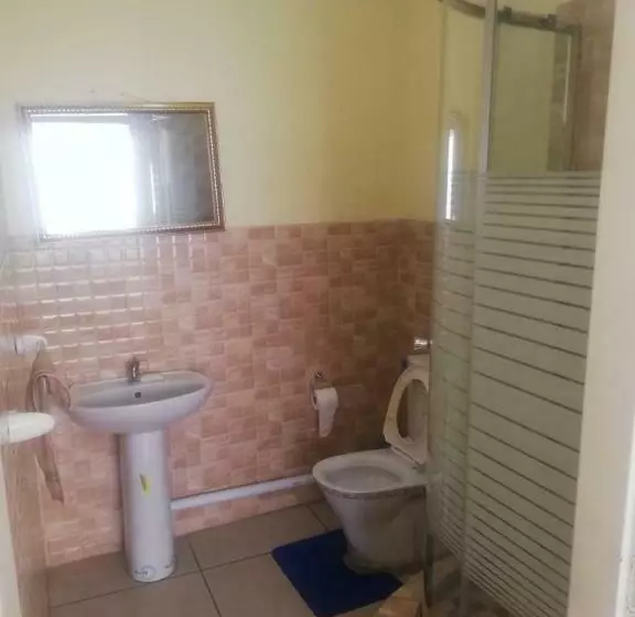 تختخواب و صبحانه Royal Delight Guest House