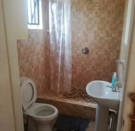 تختخواب و صبحانه Royal Delight Guest House