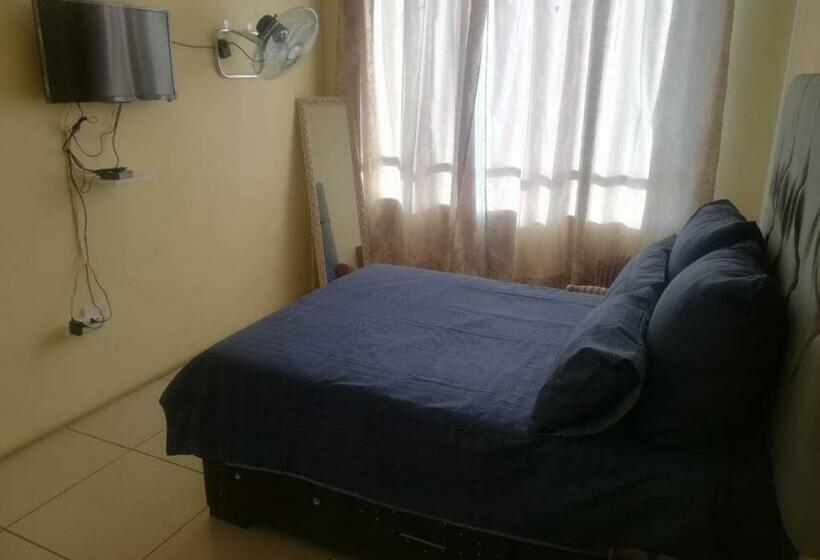 Bed & Breakfast Royal Delight Guest House