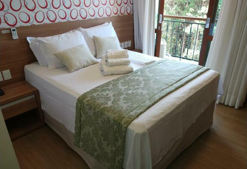 Suíte Charmosa Em Pedra Azul