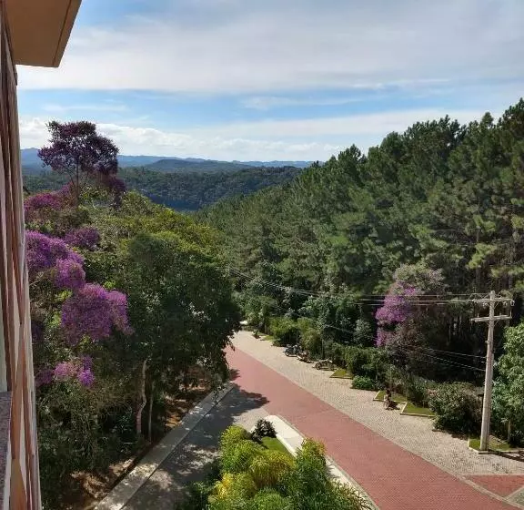 Suíte Charmosa Em Pedra Azul