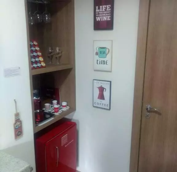 Suíte Charmosa Em Pedra Azul