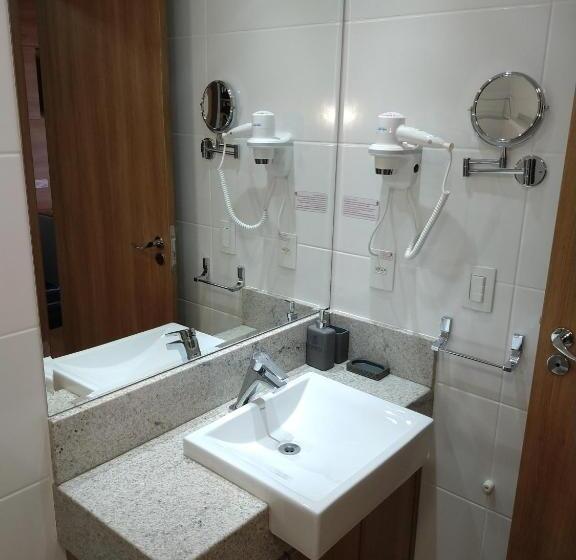 Suíte Charmosa Em Pedra Azul