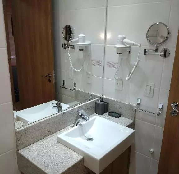 Suíte Charmosa Em Pedra Azul