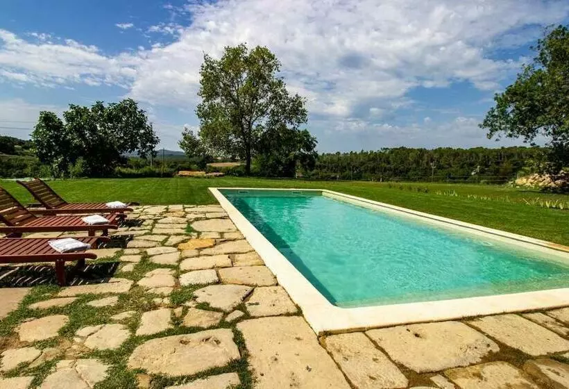 ベッドアンドブレックファースト Masía Can Grau Habitaciones Con Desayuno Inlcuido