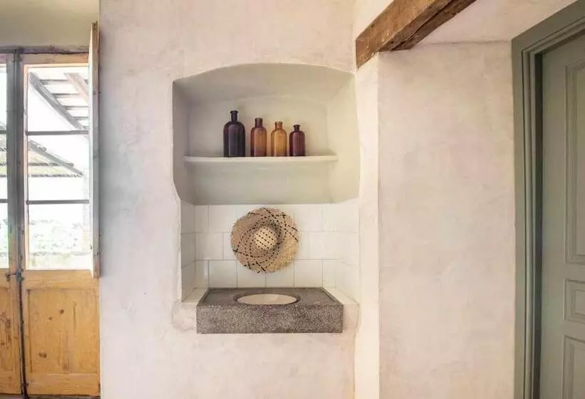 ベッドアンドブレックファースト Masía Can Grau Habitaciones Con Desayuno Inlcuido