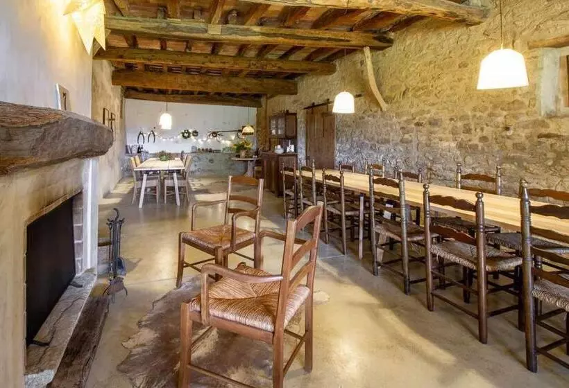 ベッドアンドブレックファースト Masía Can Grau Habitaciones Con Desayuno Inlcuido