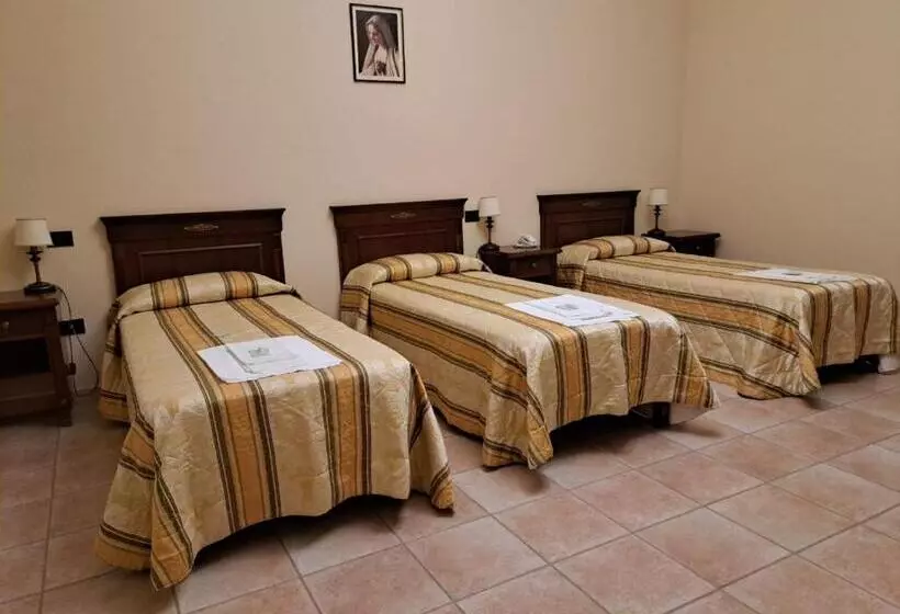 Hotelli Casapaceebene