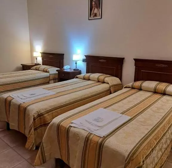 Hotelli Casapaceebene