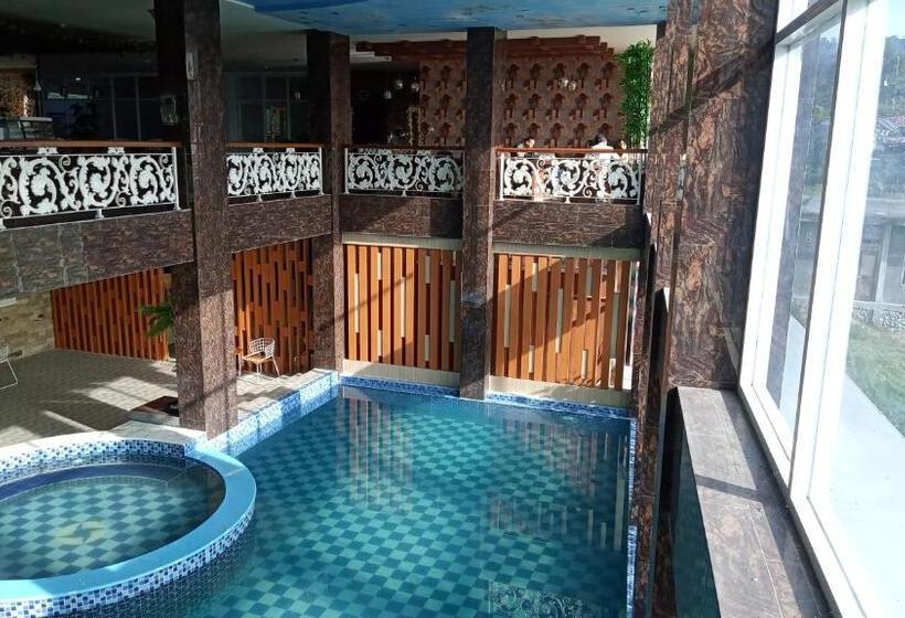 فندق Grand Bayu Hill