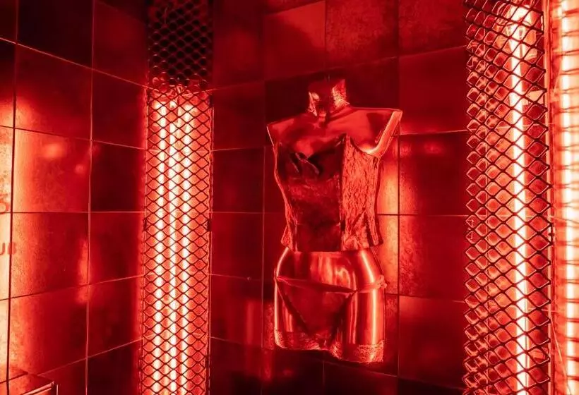پانسیون Villa Royal Club 13