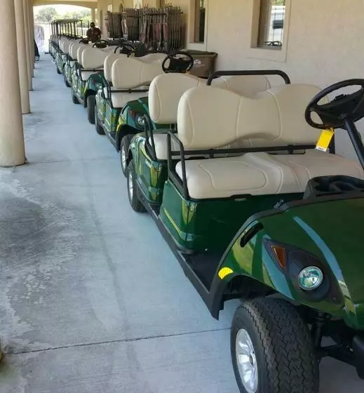 The Grand Oaks Resort